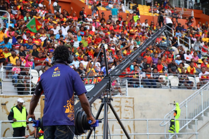 换一种视角看世界&mdash;&mdash;香港安迪摇臂