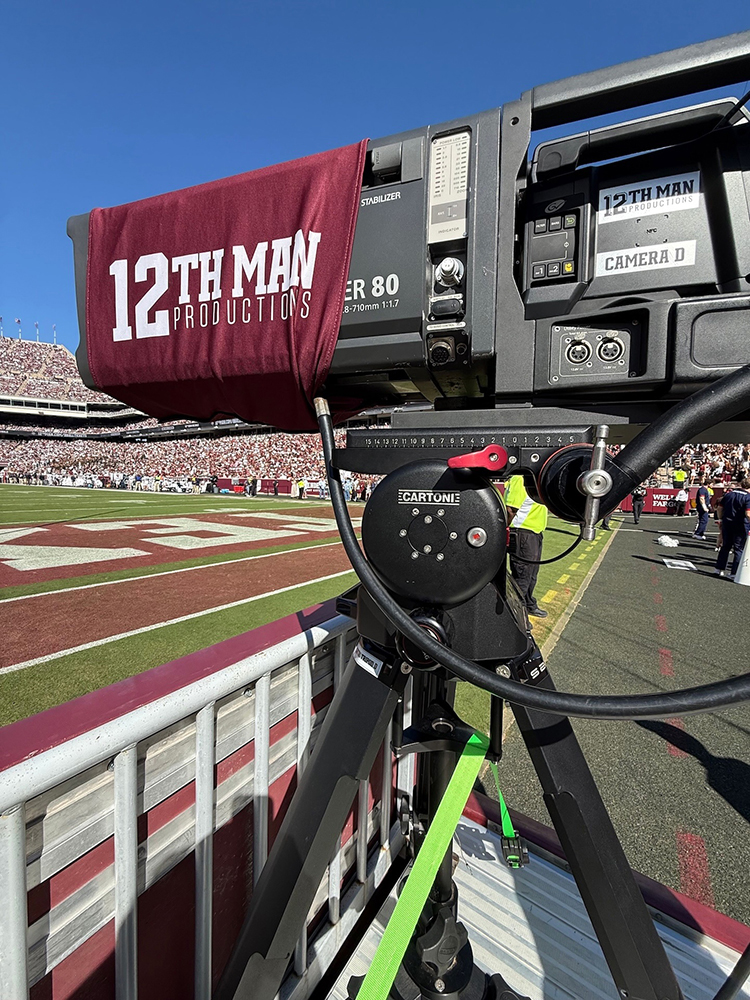 镜头背后的专业支撑！加通尼三脚架系统携手德克萨斯 A&M 大学制作团队记录精彩